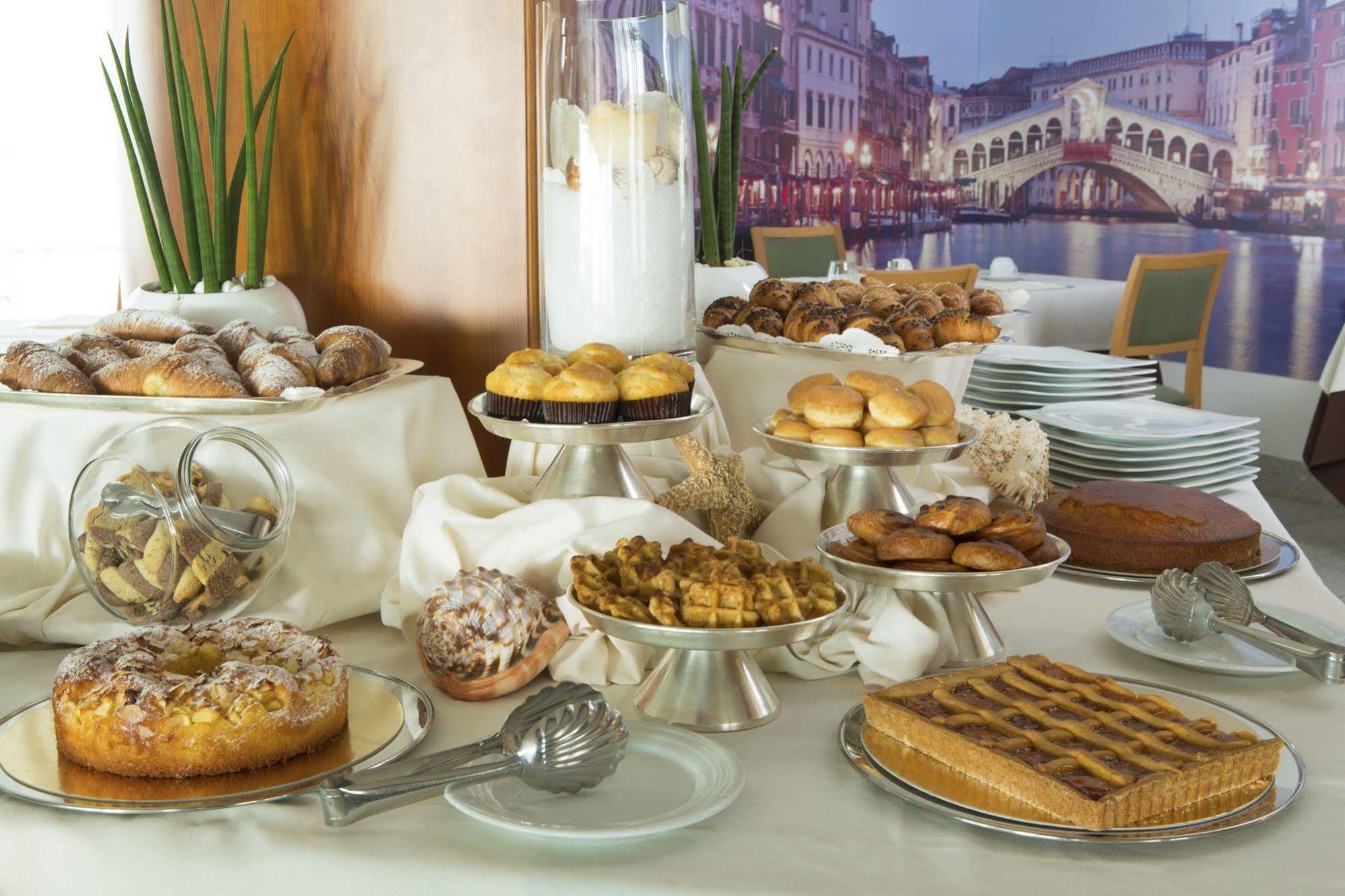 Victoria Frontemare Beach & Spa Hotel Jesolo Exteriér fotografie