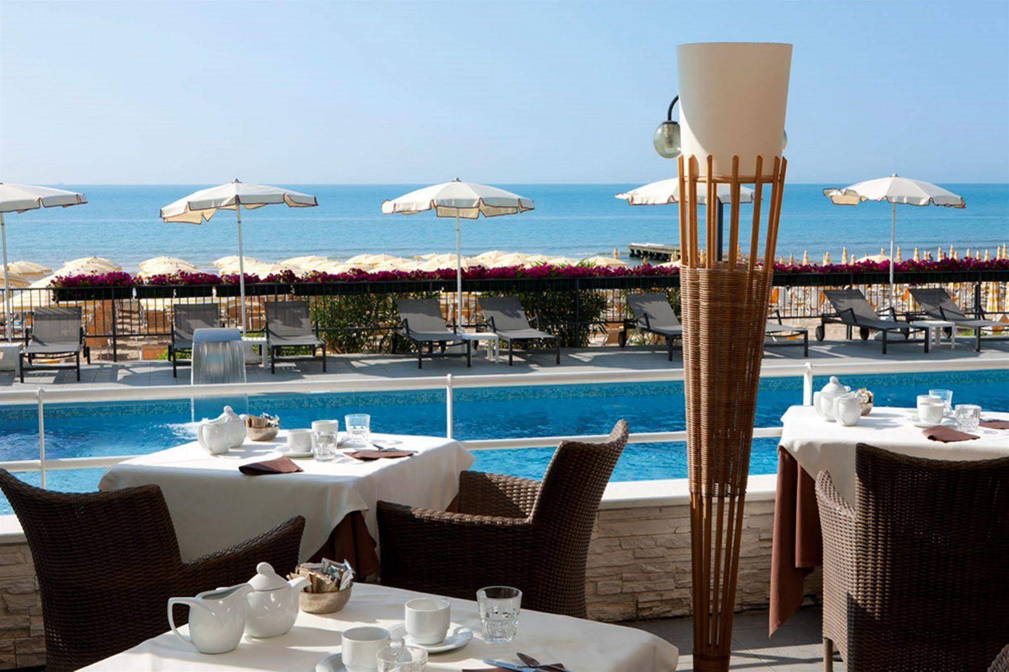 Victoria Frontemare Beach & Spa Hotel Jesolo Exteriér fotografie